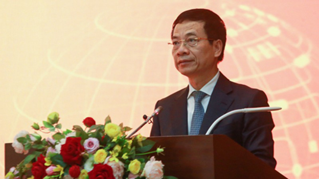 情報通信大臣Nguyen Manh Hungがセレモニーで発表しました。（インターネットの写真）